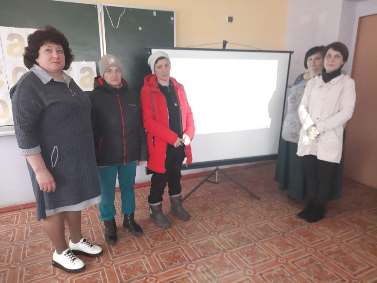 Общешкольное родительское собрание на тему: «Дети и опасность онлайн. Будьте бдительны!».
